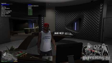 Simple Trainer 7.6 для GTA 5