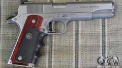 Silverballer из Hitman